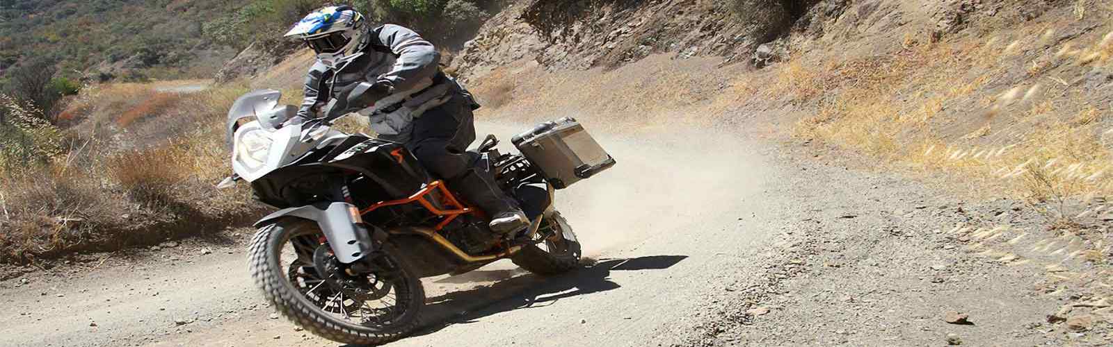 Off-road in moto dall'Alta via dei Monti Liguri alle 5 Terre