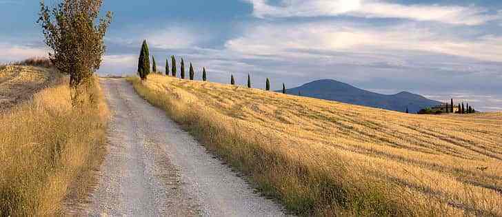 Moto avventure: Eroica in moto sulla leggendaria strada bianca della Toscana 1