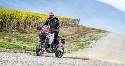 Strade bianche in moto Crete Senesi, Val d'Orcia, Trasimeno