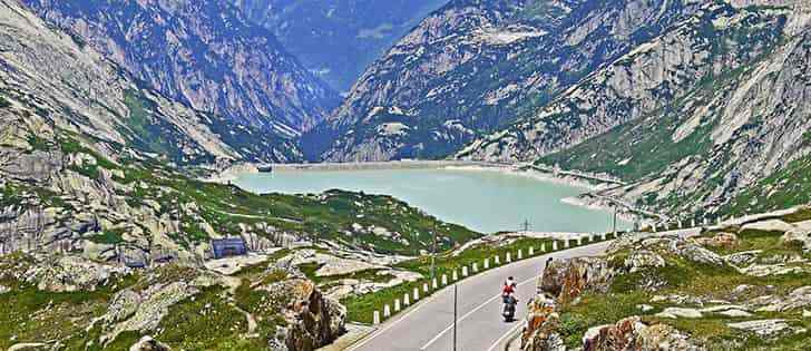 Moto avventure: Motogiro da brividi tra Tremola Stelvio Furkapass e non solo 3