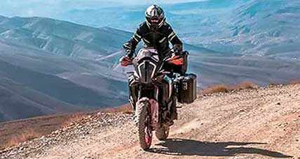 il colle del Sommeiller in moto, Verso il cielo dei 3000 m.